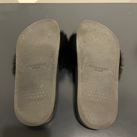 Givenchy Black Fur Slides - Picture 6 of 11